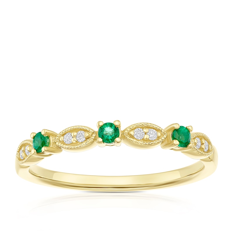 Main Image 1 of 9ct Yellow Gold Emerald & Diamond Vintage Eternity Ring