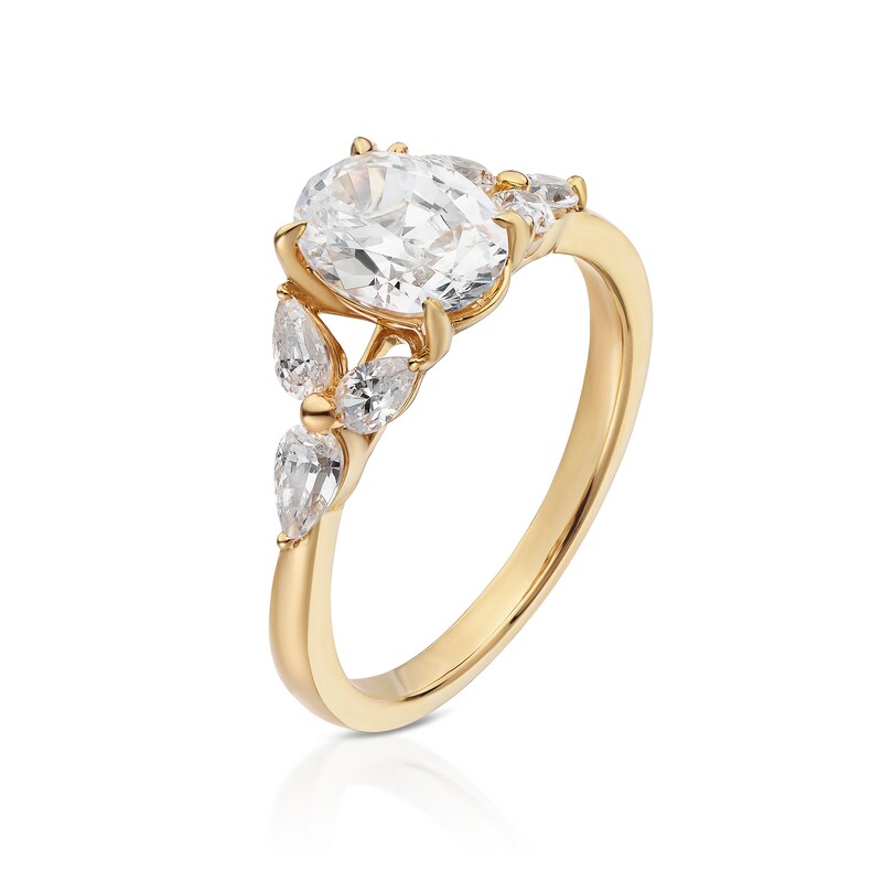 Main Image 2 of Bloom Vienna 18ct Yellow Gold 1.50ct Lab Grown Diamond Floral Oval Ring