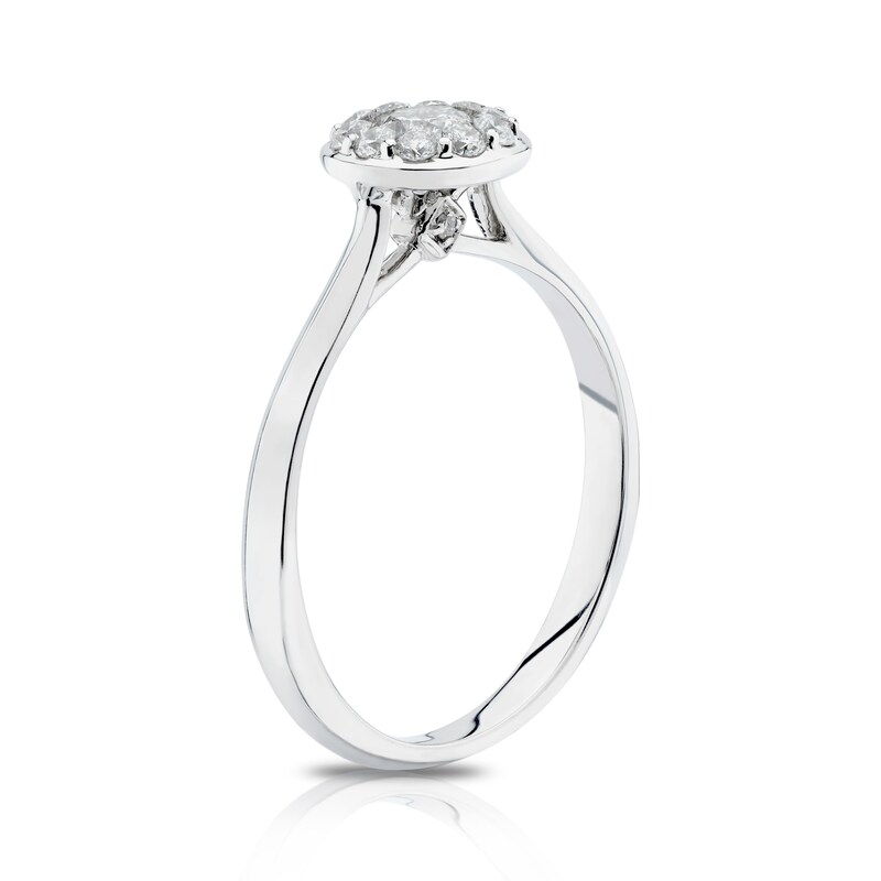 18ct White Gold 0.50ct Diamond Round Shape Cluster Ring