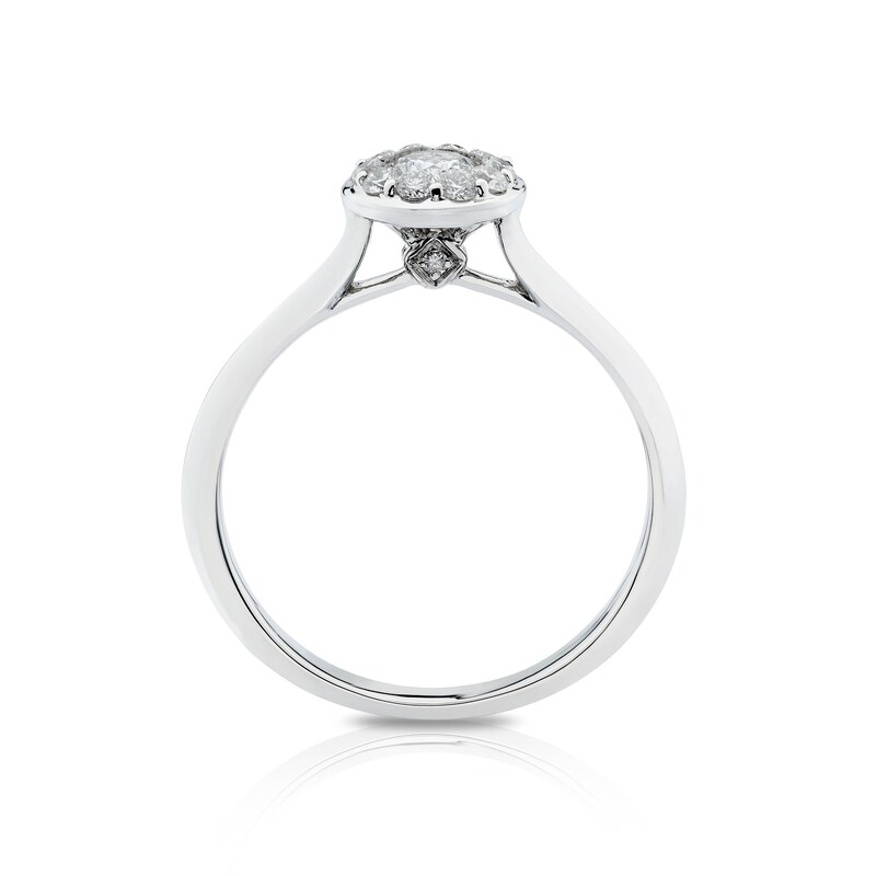 18ct White Gold 0.50ct Diamond Round Shape Cluster Ring