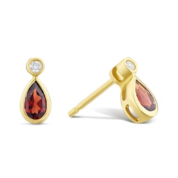 9ct Yellow Gold Red Garnet & Diamond Pear Shaped Stud Earrings