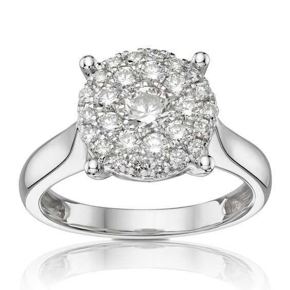 18ct White Gold 0.75ct Total Diamond Cluster Ring