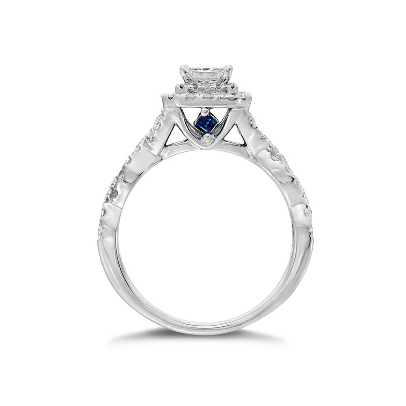 Vera Wang  Platinum 0.95ct Total Diamond Princess Halo Ring