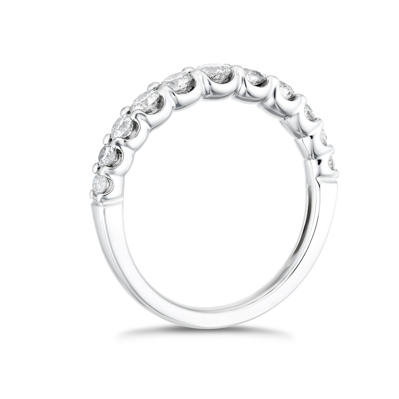 Platinum 0.75ct Diamond Gradient Eternity Ring