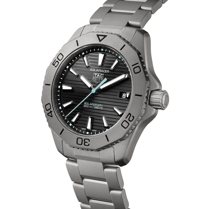 TAG Heuer Aquaracer Professional 200 Solargraph Titanium Watch