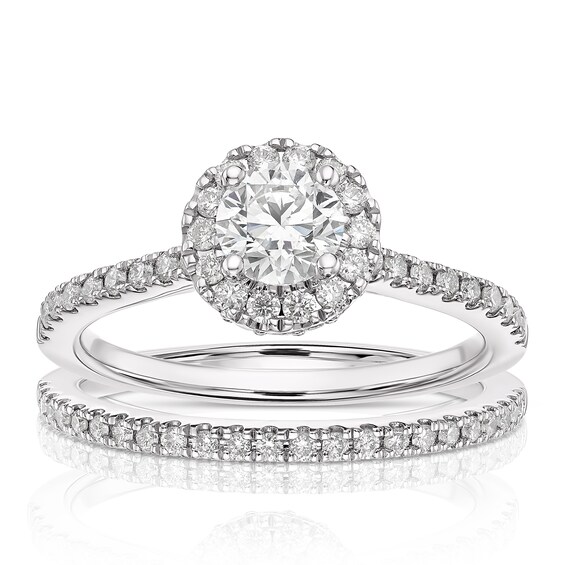 Vera Wang Platinum 0.95ct Diamond Round Halo Bridal Set