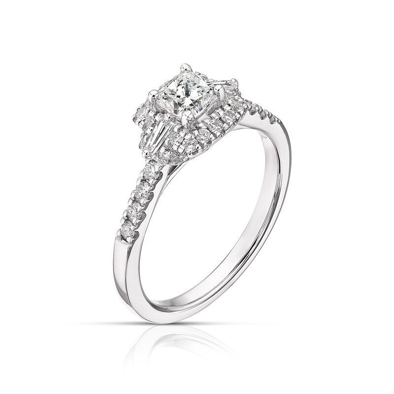 Vera Wang 18ct White Gold 0.80ct Diamond Cushion Cut Ring