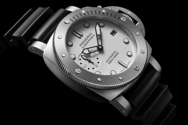 Panerai Submersible Bianco 42mm Men's White Dial & Black Strap Watch