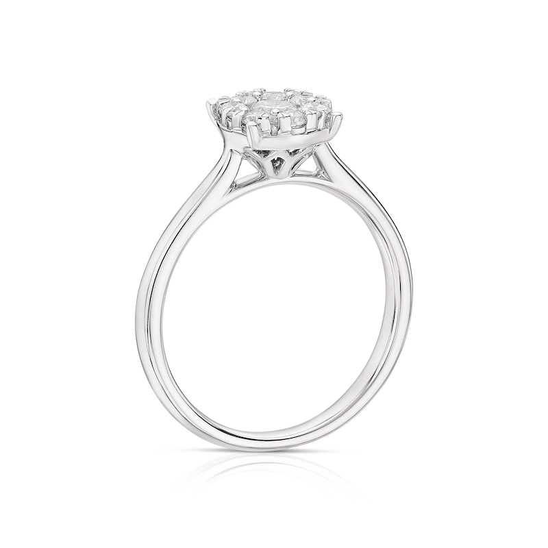 18ct White Gold 0.50ct Diamond Round Halo Cluster Ring