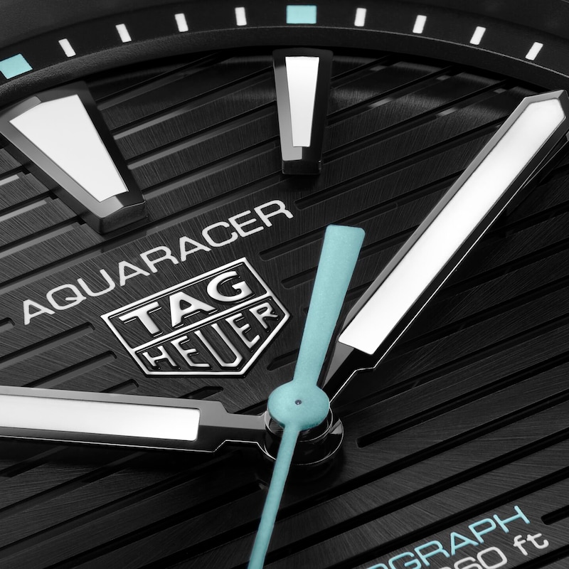 TAG Heuer Aquaracer Professional 200 Solargraph Bracelet Watch