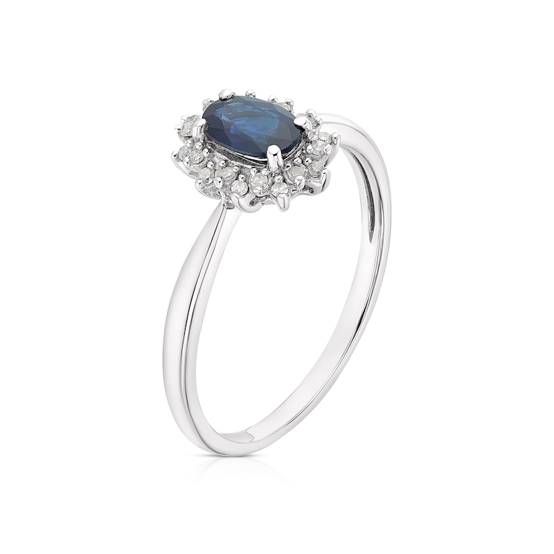 9ct White Gold Sapphire & Diamond Cluster Ring