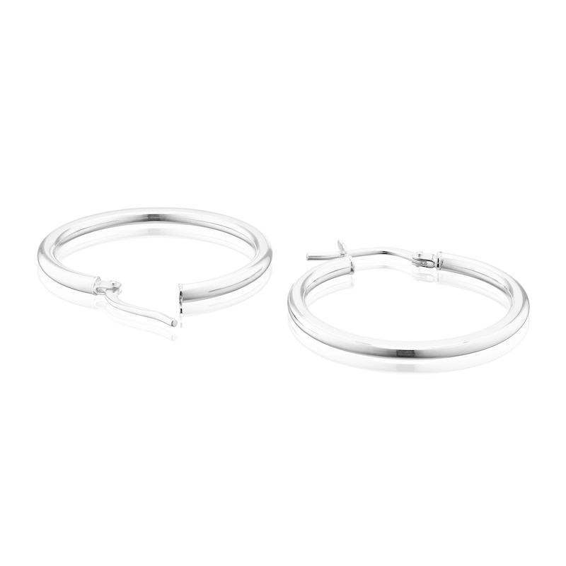 9ct White Gold 20mm Graduated Plain Creole Hoop Earrings