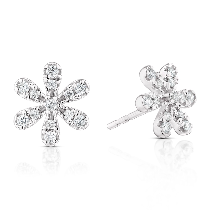 Main Image 1 of 9ct White Gold 0.25ct Diamond Daisy Earrings