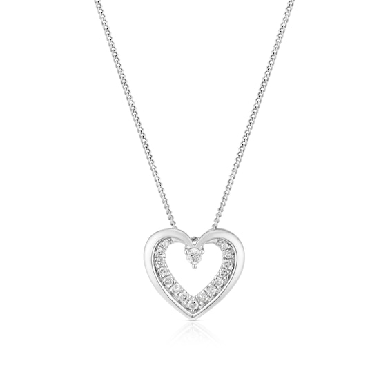 9ct White Gold 18 Diamond Graduated Heart Pendant Necklace