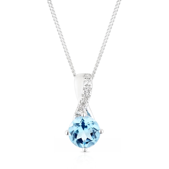 9ct White Gold 16 Diamond and Topaz Solitaire Pendant
